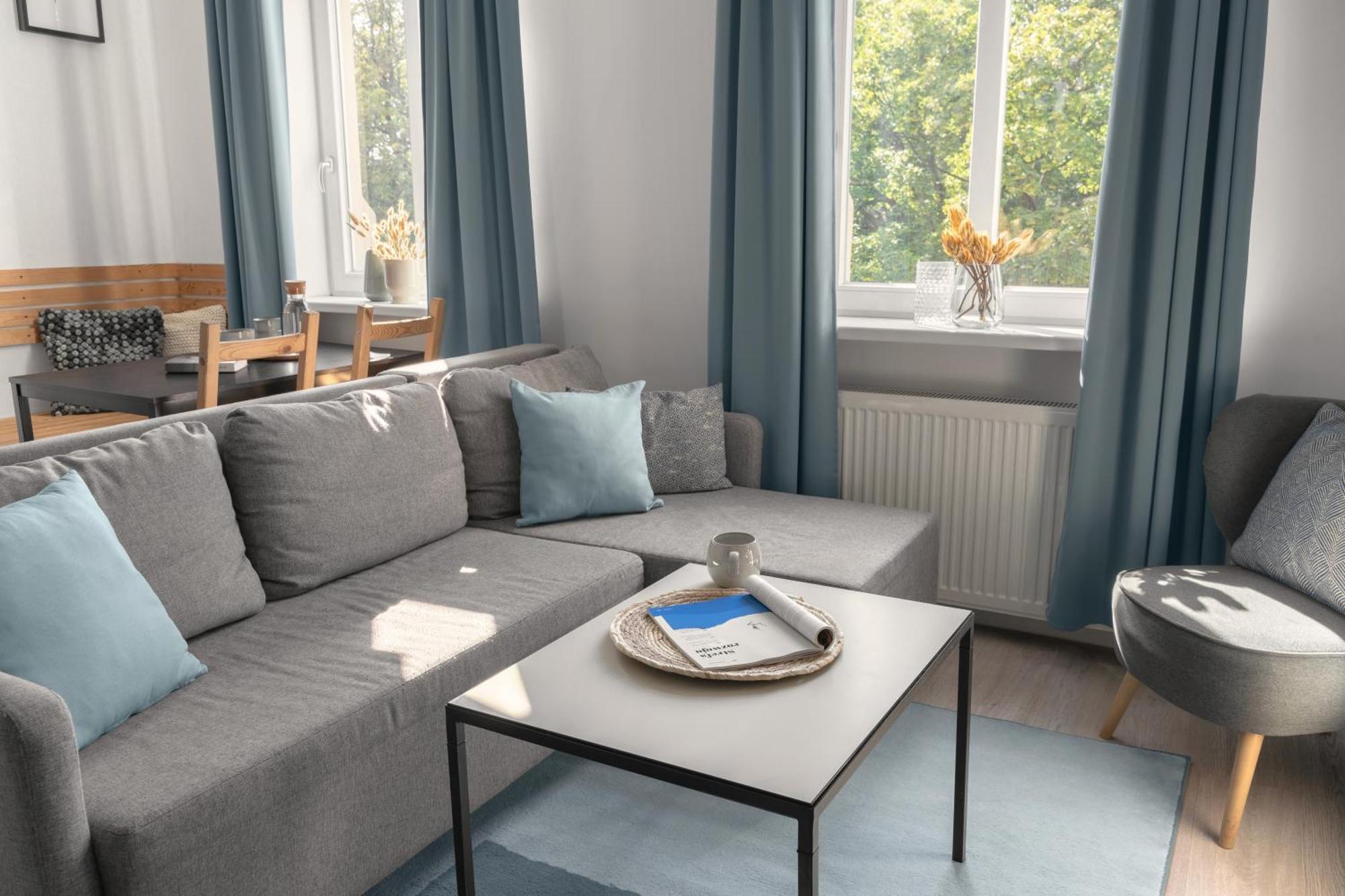 Harbor - Damrota Apartment